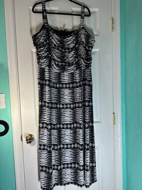 Lane Bryant Black and White Geometric Maxi Dress